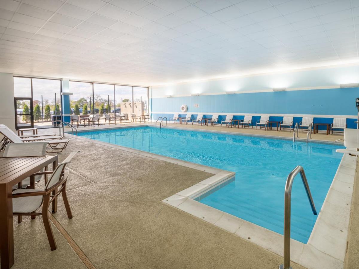 Holiday Inn Chicago O'Hare - Rosemont By Ihg エクステリア 写真
