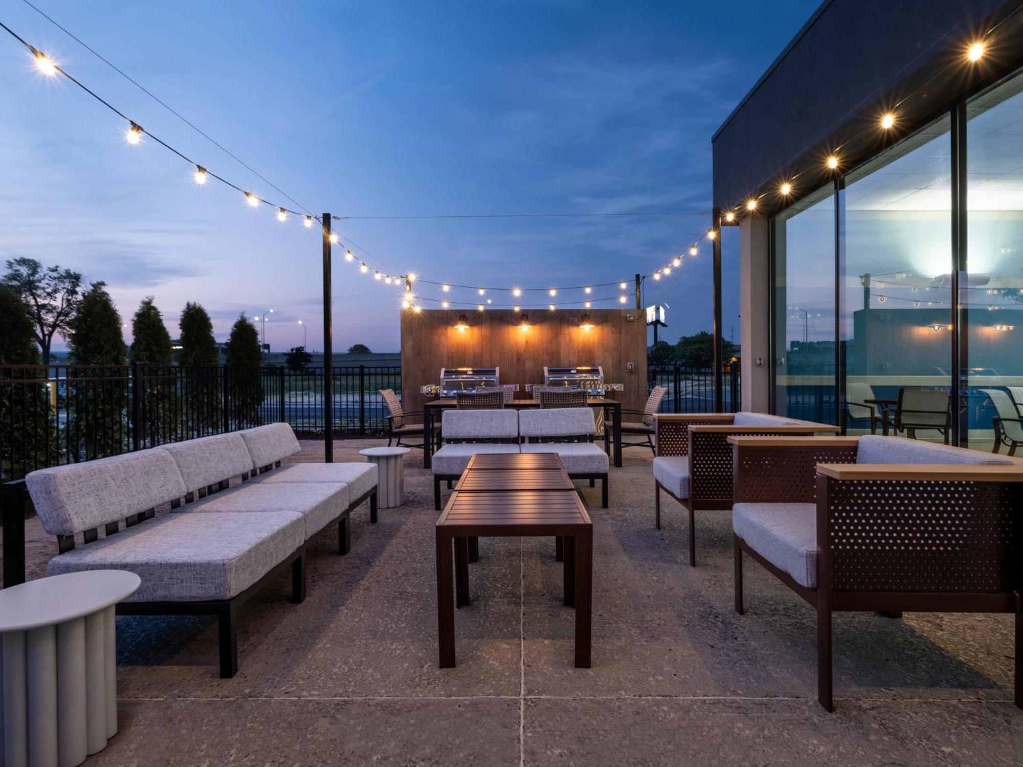 Holiday Inn Chicago O'Hare - Rosemont By Ihg エクステリア 写真